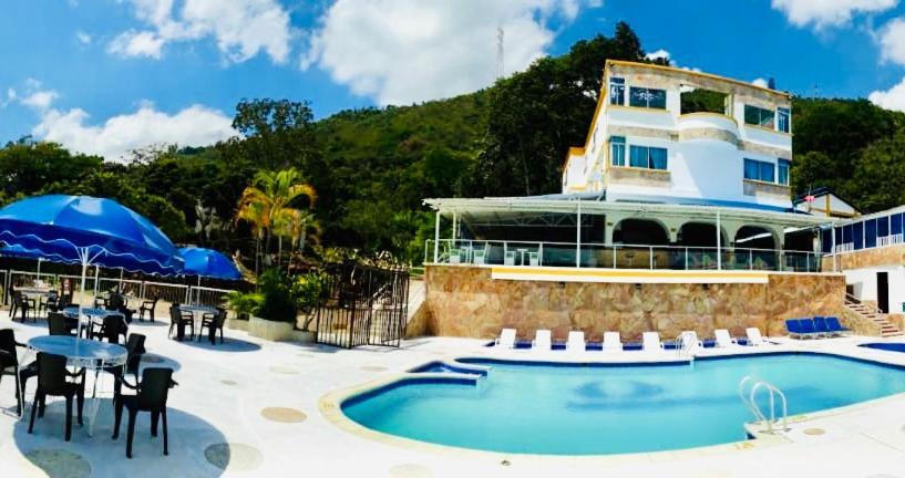 Hotel Giron Campestre Εξωτερικό φωτογραφία